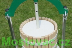 Hydraulický moštovač 30